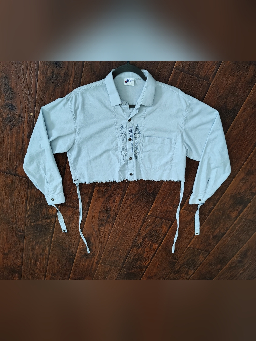 Custom vintage Wings embroidered crop top long sleeve Size L-XL Western Street